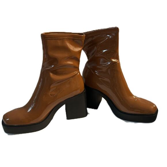 NWI-NIB Kenneth Cole Amber Block Heel Crinkled Patent Square Toe Bootie Rust-8M - Picture 3 of 10